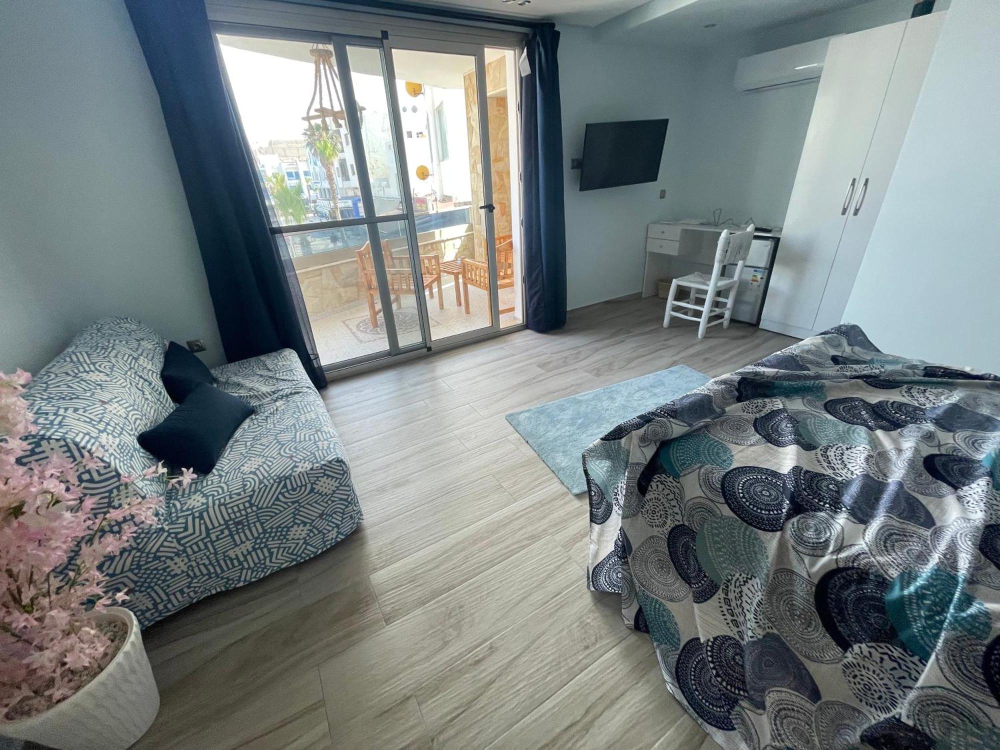 Anni Guesthouse Hostel مرتيل المظهر الخارجي الصورة