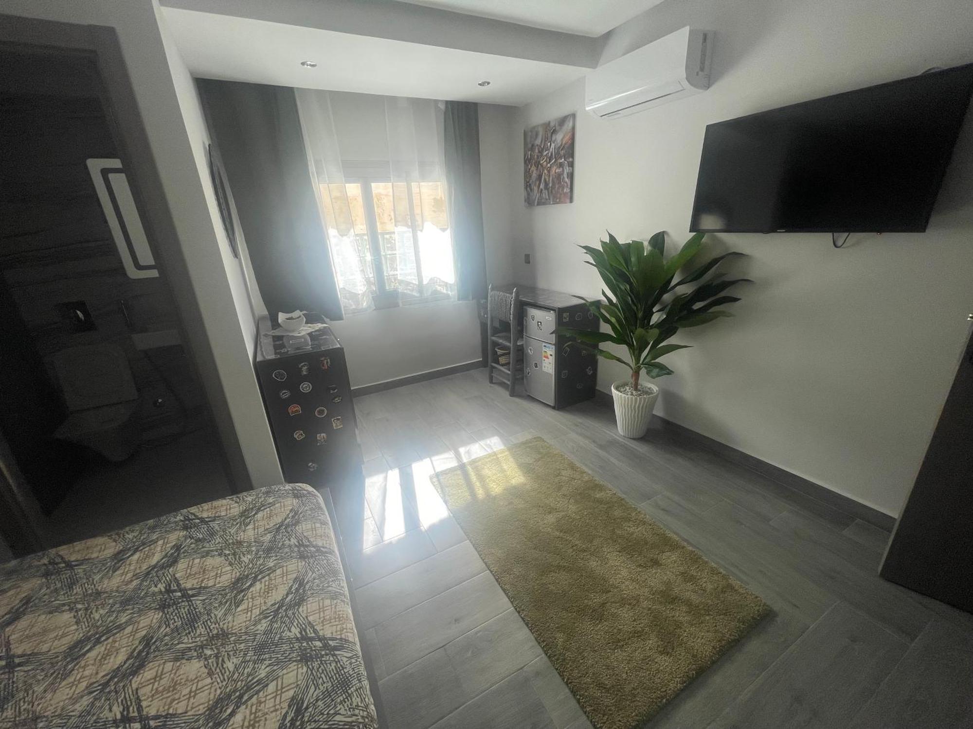 Anni Guesthouse Hostel مرتيل المظهر الخارجي الصورة