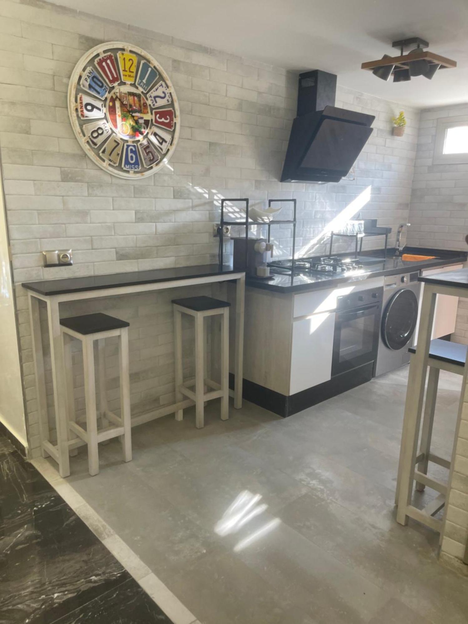 Anni Guesthouse Hostel مرتيل المظهر الخارجي الصورة